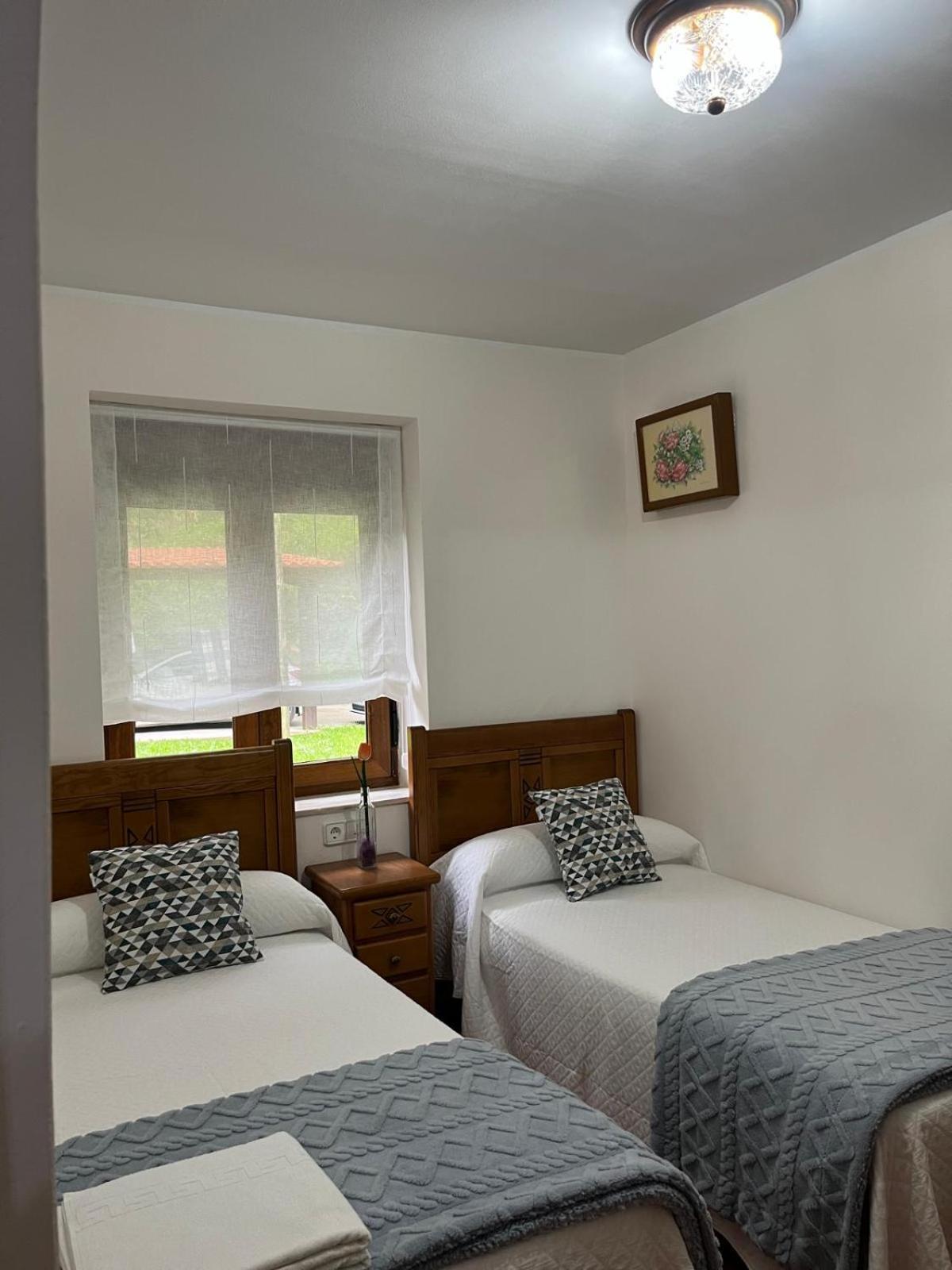 Apartamentos Rurales Los Villares Colunga Eksteriør bilde
